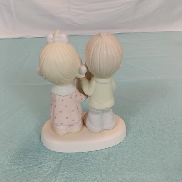 E2-11 Precious Moments 1st Anniversary Couple "God Blessed Our Years Together" - Picture 3 of 5